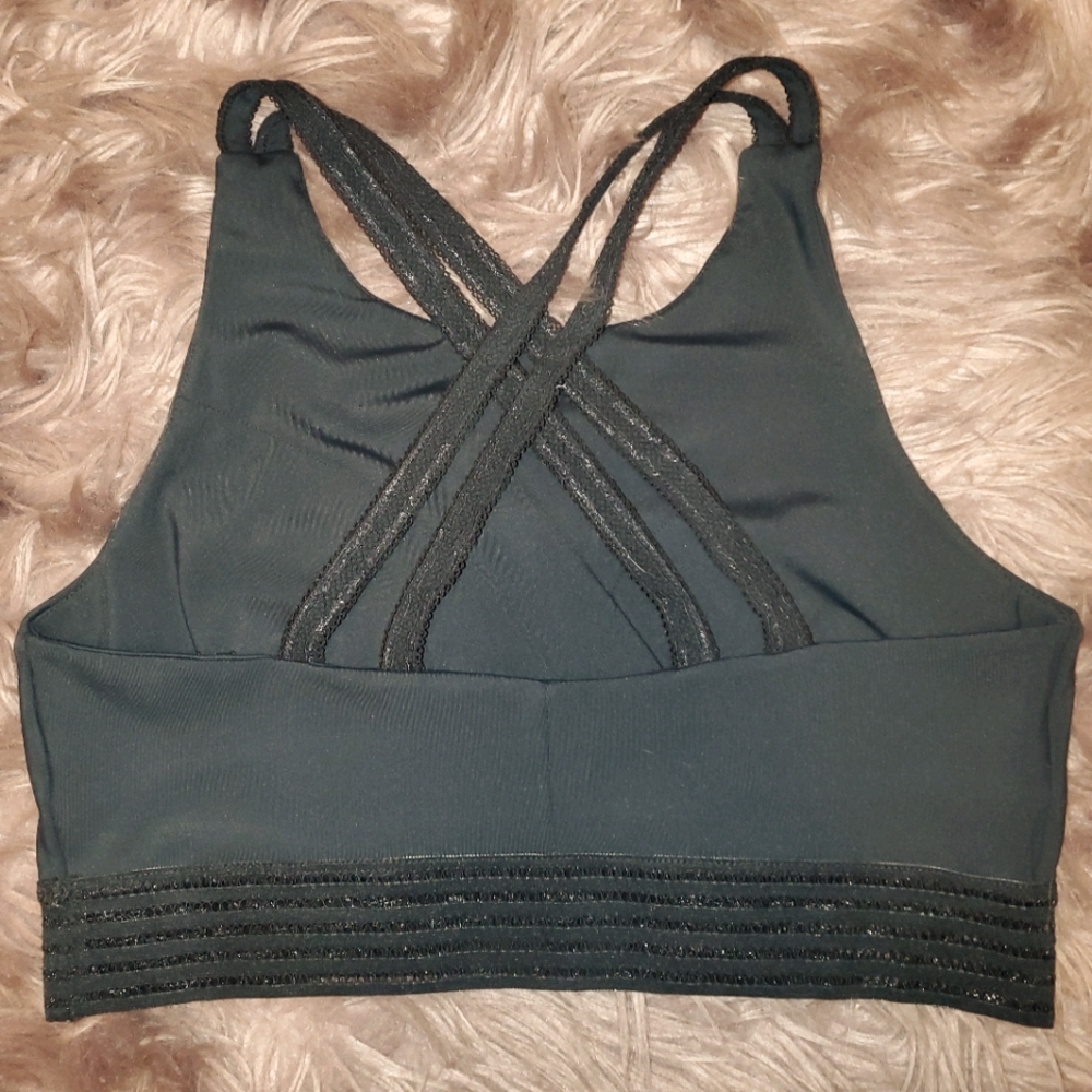 Carbon38 high neck eyelet sports bra